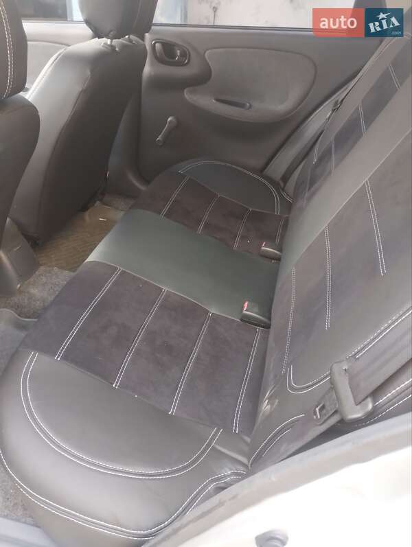 Седан Daewoo Lanos 2007 в Новомосковске