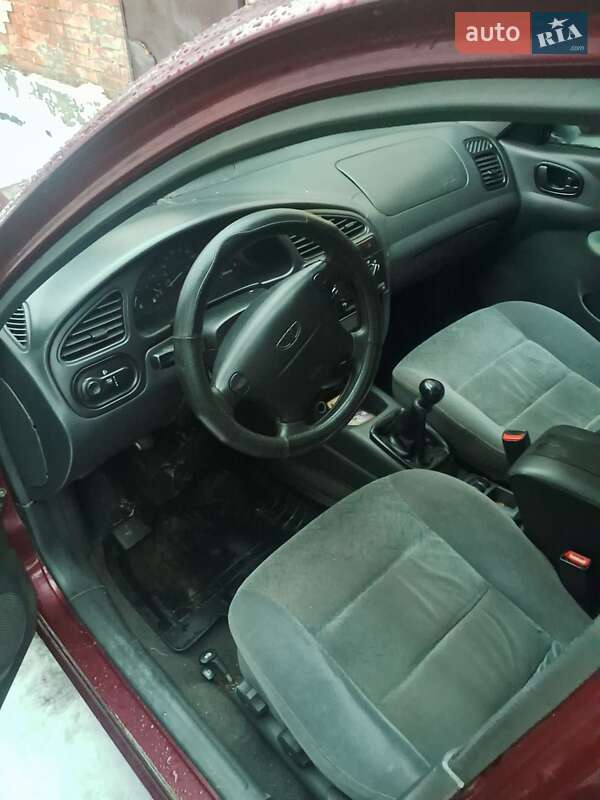 Седан Daewoo Lanos 2000 в Харькове