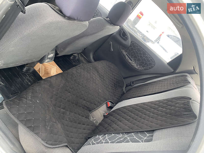 Седан Daewoo Lanos 2003 в Бучаче