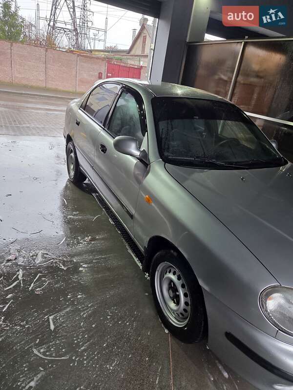 Седан Daewoo Lanos 1998 в Одессе