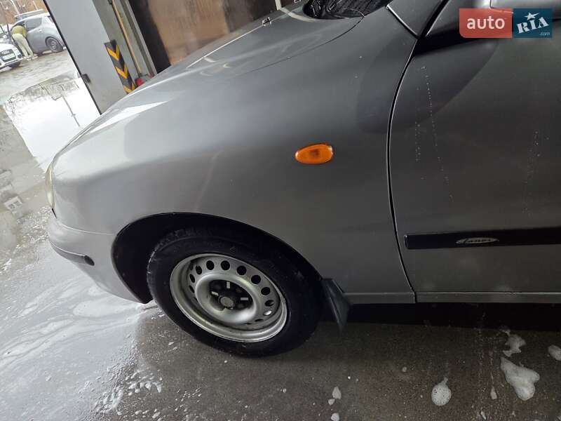 Седан Daewoo Lanos 1998 в Одессе