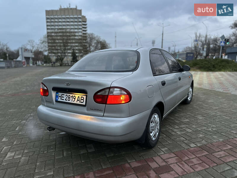 Седан Daewoo Lanos 2003 в Николаеве