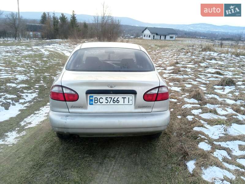 Седан Daewoo Lanos 2003 в Дрогобыче