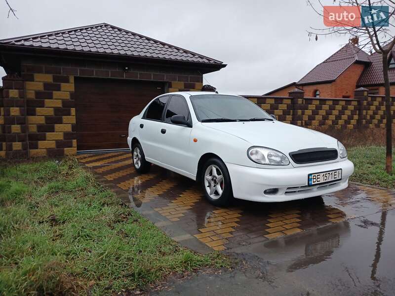 Седан Daewoo Lanos 2008 в Николаеве