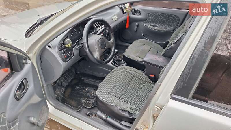 Седан Daewoo Lanos 2004 в Смеле