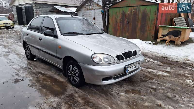 Седан Daewoo Lanos 2004 в Смеле