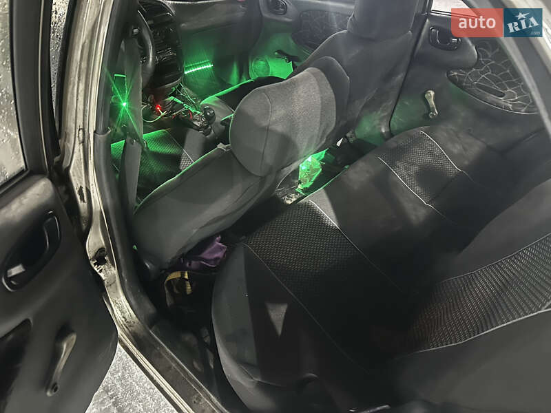 Седан Daewoo Lanos 2003 в Киеве фото 6 Седан Daewoo Lanos 2003 в Киеве