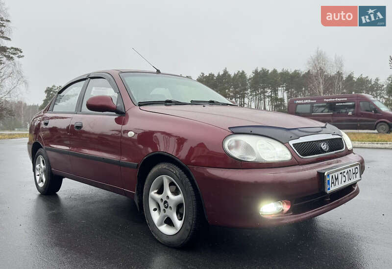Седан Daewoo Lanos 2013 в Житомире
