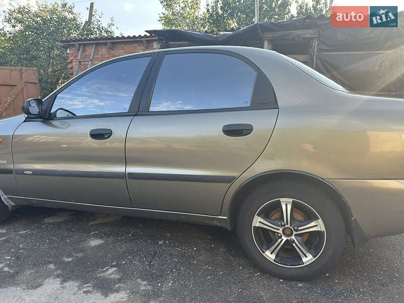Седан Daewoo Lanos 2005 в Николаеве