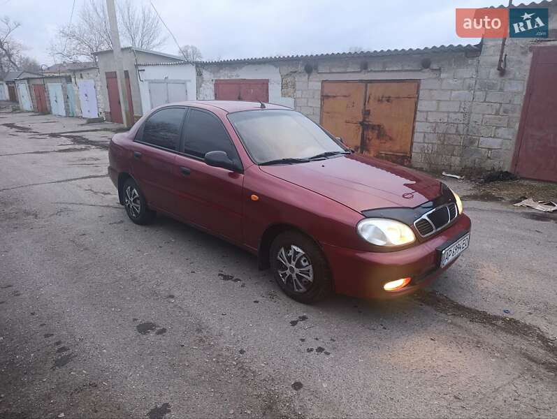 Седан Daewoo Lanos 2007 в Новониколаевке