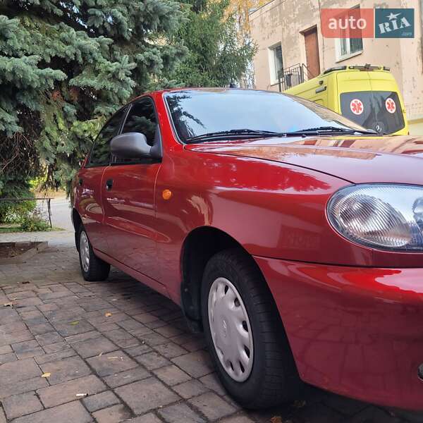 Седан Daewoo Lanos 2008 в Киеве