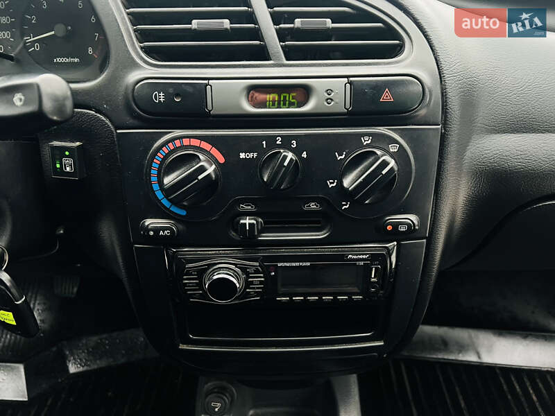 Седан Daewoo Lanos 2008 в Харькове