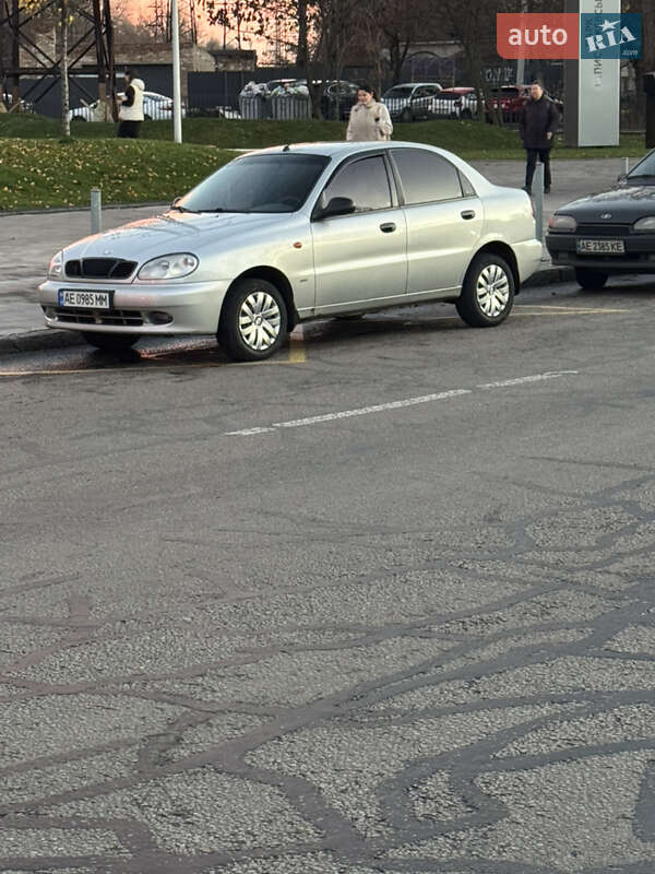 Седан Daewoo Lanos 2004 в Днепре