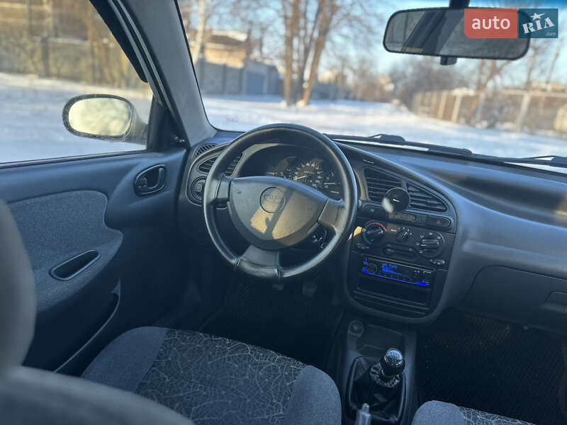 Седан Daewoo Lanos 2007 в Днепре