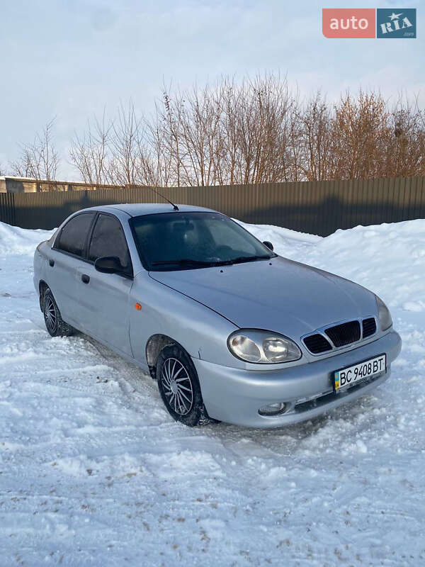 Седан Daewoo Lanos 2008 в Сарнах