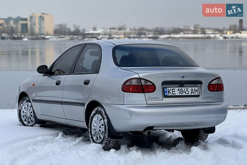 Седан Daewoo Lanos 2004 в Днепре