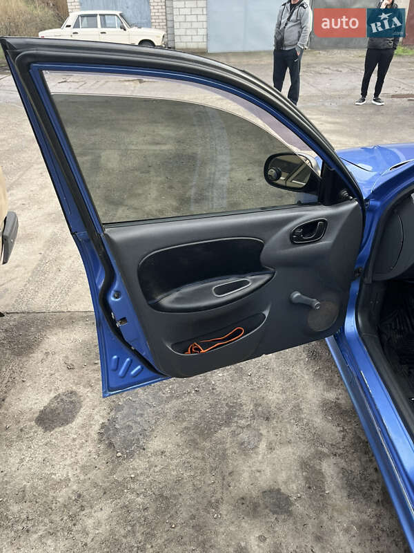 Седан Daewoo Lanos 2007 в Новомосковске