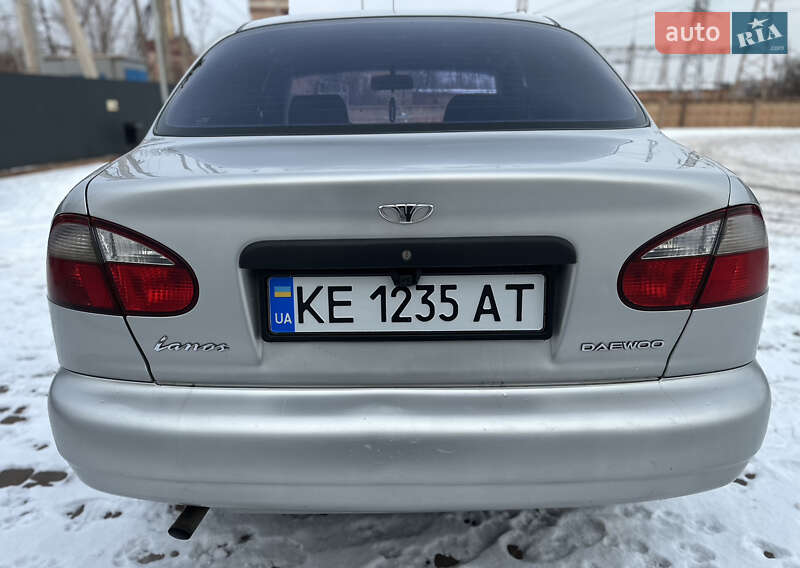 Седан Daewoo Lanos 2004 в Кривом Роге
