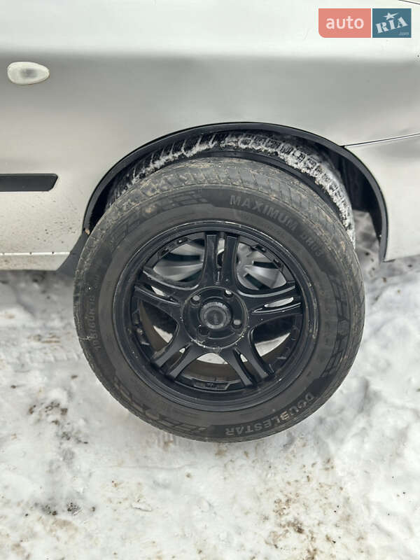 Седан Daewoo Lanos 2004 в Кривом Роге