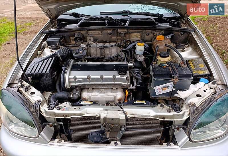 Хэтчбек Daewoo Lanos 2001 в Днепре