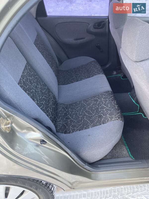 Седан Daewoo Lanos 2006 в Барышевке