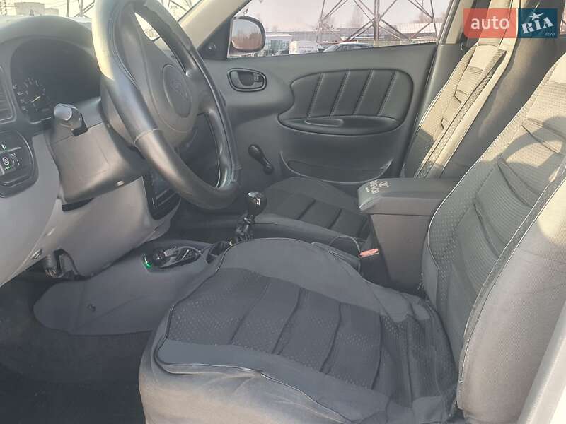 Седан Daewoo Lanos 2005 в Харькове