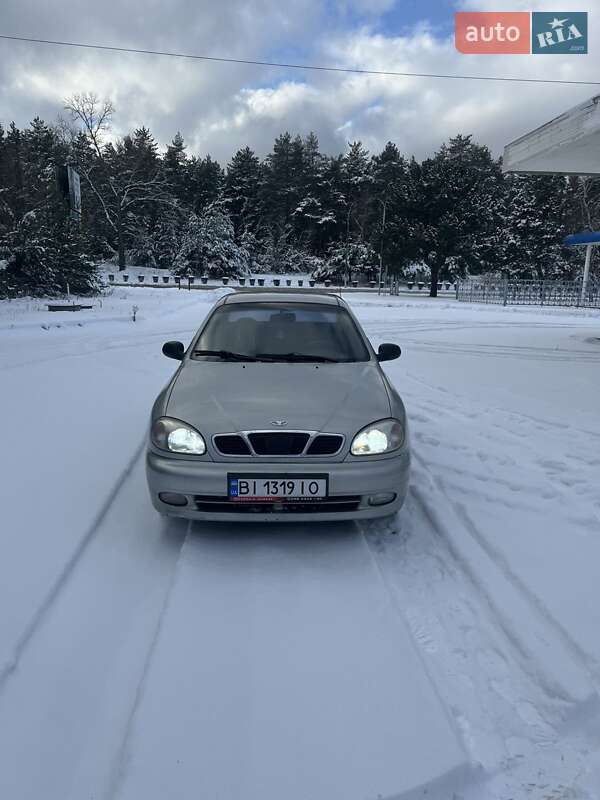 Седан Daewoo Lanos 2003 в Горишних Плавнях