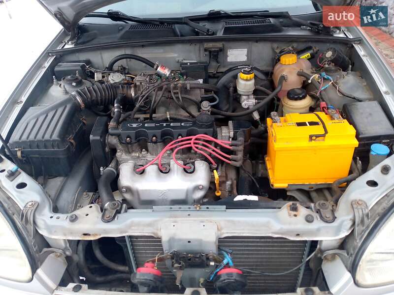 Седан Daewoo Lanos 2008 в Гребенке