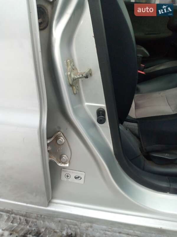 Седан Daewoo Lanos 2008 в Гребенке