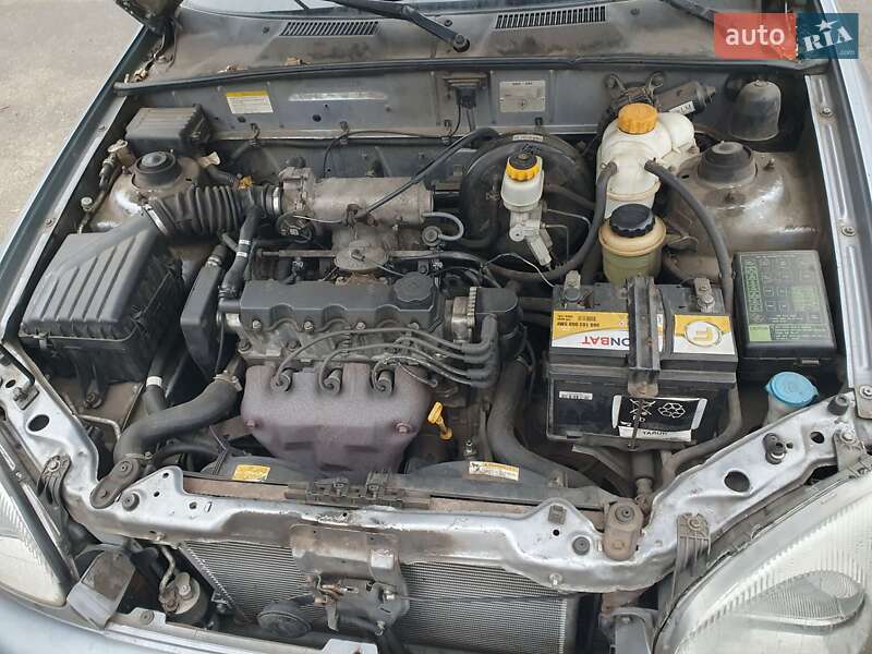 Седан Daewoo Lanos 2011 в Києві