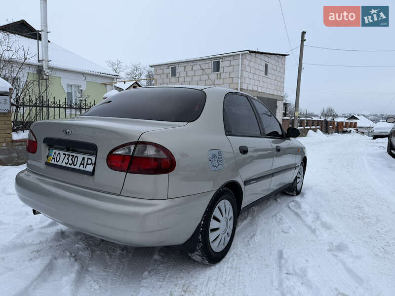 Седан Daewoo Lanos 2009 в Умани