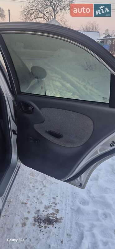 Седан Daewoo Lanos 2008 в Краснограде