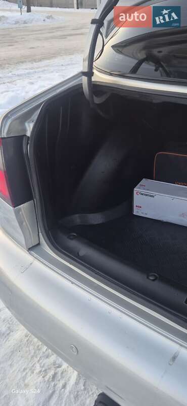 Седан Daewoo Lanos 2008 в Краснограде