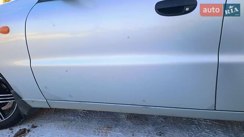 Седан Daewoo Lanos 2009 в Корюківці