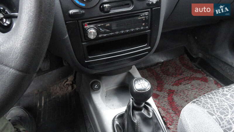 Седан Daewoo Lanos 2008 в Знам'янці