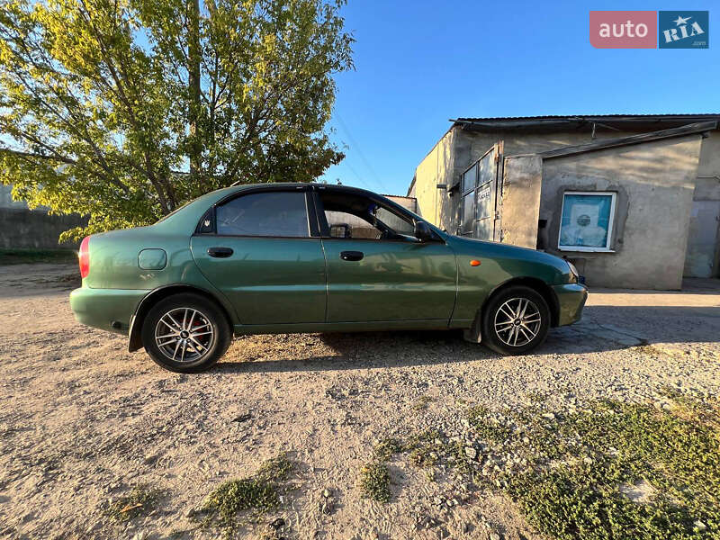 Седан Daewoo Lanos 2006 в Вознесенську