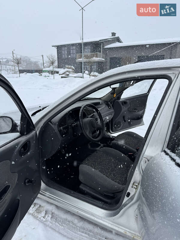 Седан Daewoo Lanos 2004 в Львові фото 9 Седан Daewoo Lanos 2004 в Львові