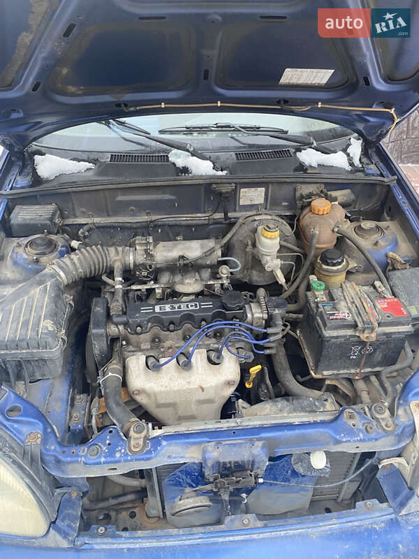 Седан Daewoo Lanos 2009 в Дубні