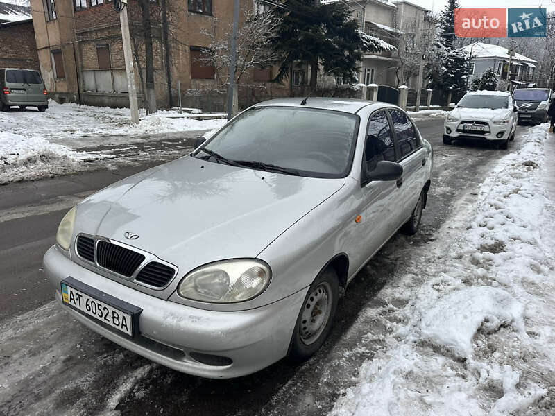 Седан Daewoo Lanos 2006 в Коломые