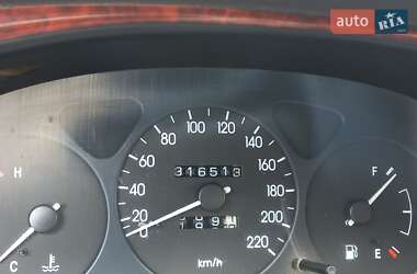 Седан Daewoo Lanos 2003 в Южном