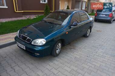 Седан Daewoo Lanos 2003 в Южному