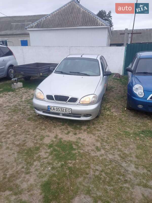 Седан Daewoo Lanos 2006 в Киеве