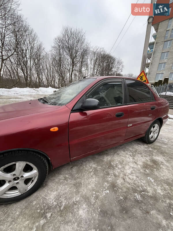Седан Daewoo Lanos 2006 в Львове