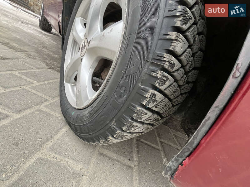 Седан Daewoo Lanos 2006 в Львове