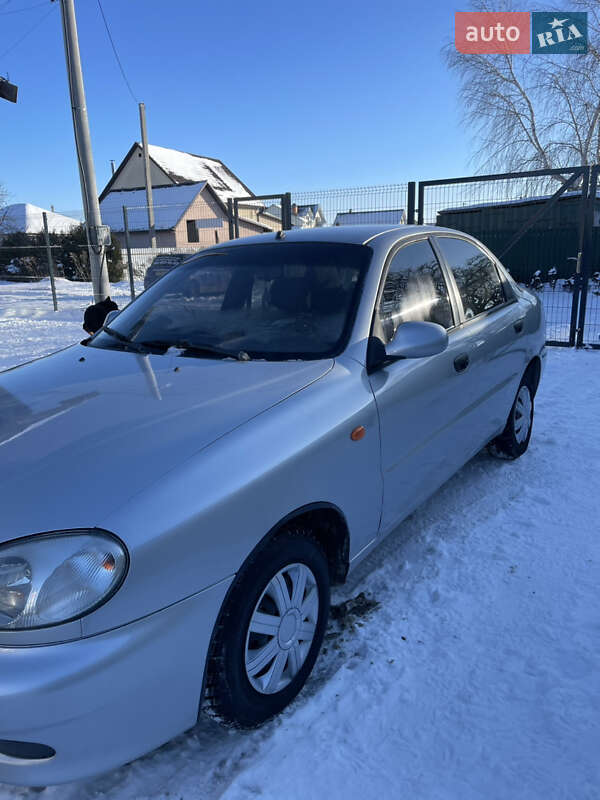 Седан Daewoo Lanos 2005 в Борисполі