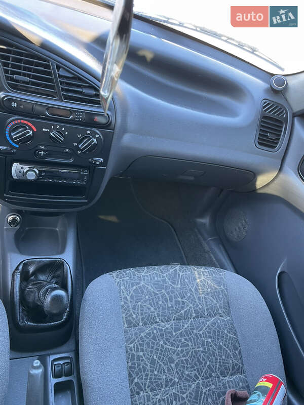 Седан Daewoo Lanos 2005 в Борисполі