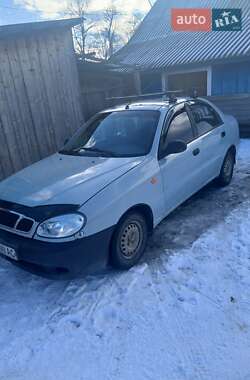 Седан Daewoo Lanos 2005 в Давыдовке