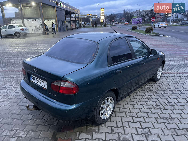 Седан Daewoo Lanos 2006 в Мукачевому