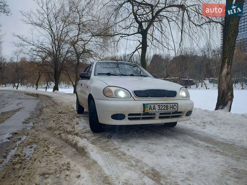 Седан Daewoo Lanos 2008 в Киеве
