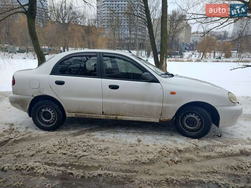Седан Daewoo Lanos 2008 в Киеве